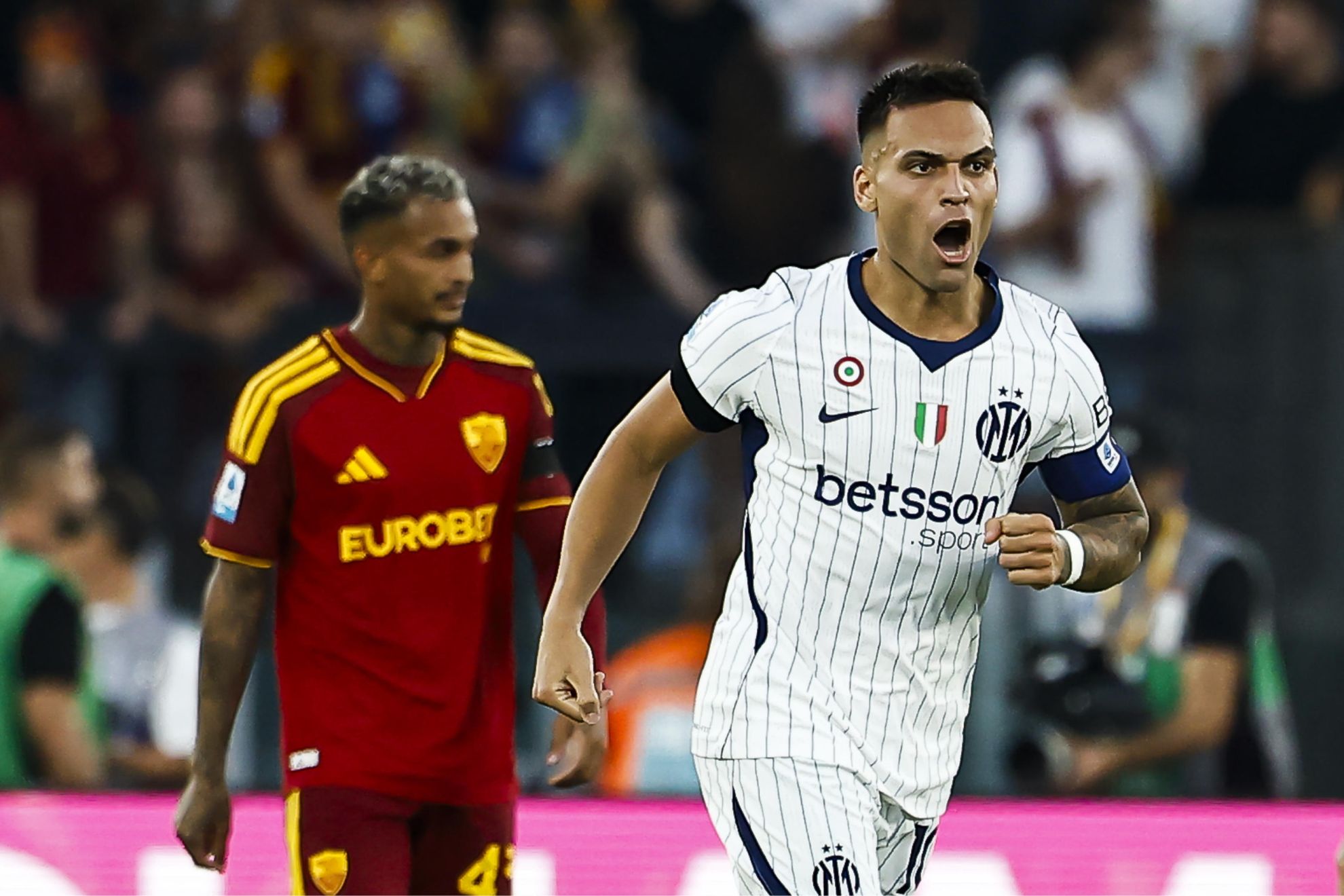 Lautaro festeja uno de sus goles contra la Roma