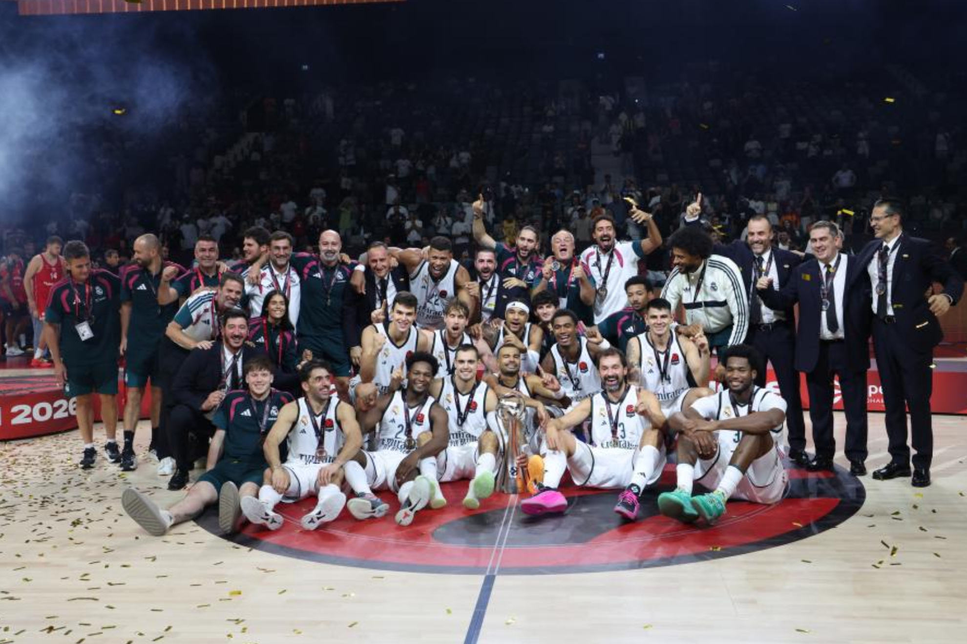 El Real Madrid primer campeón de la SuperCup. EFE.