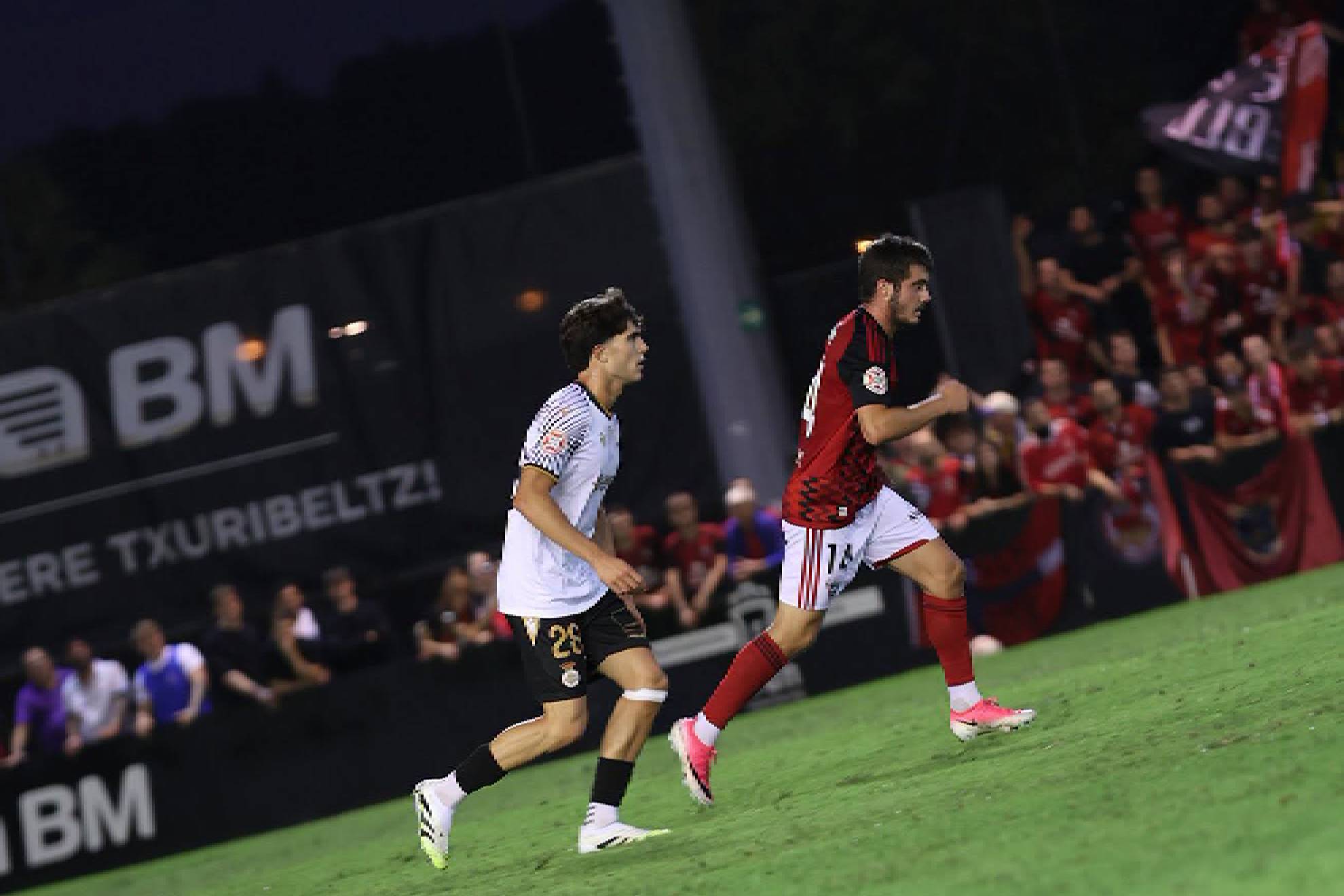 Se vio un partido muy disputado y muy atractivo en Stadium Gal