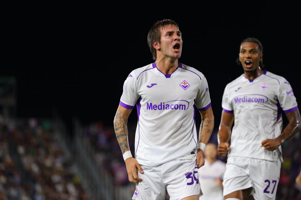 Franco Mastantuono celebra un gol con la Fiorentina EFE