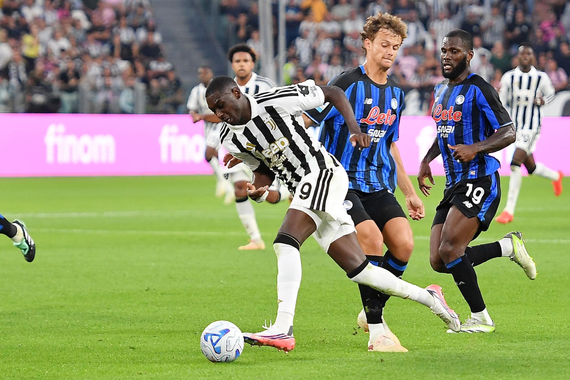 Kolo Muani, durante el partido contra la Atalanta