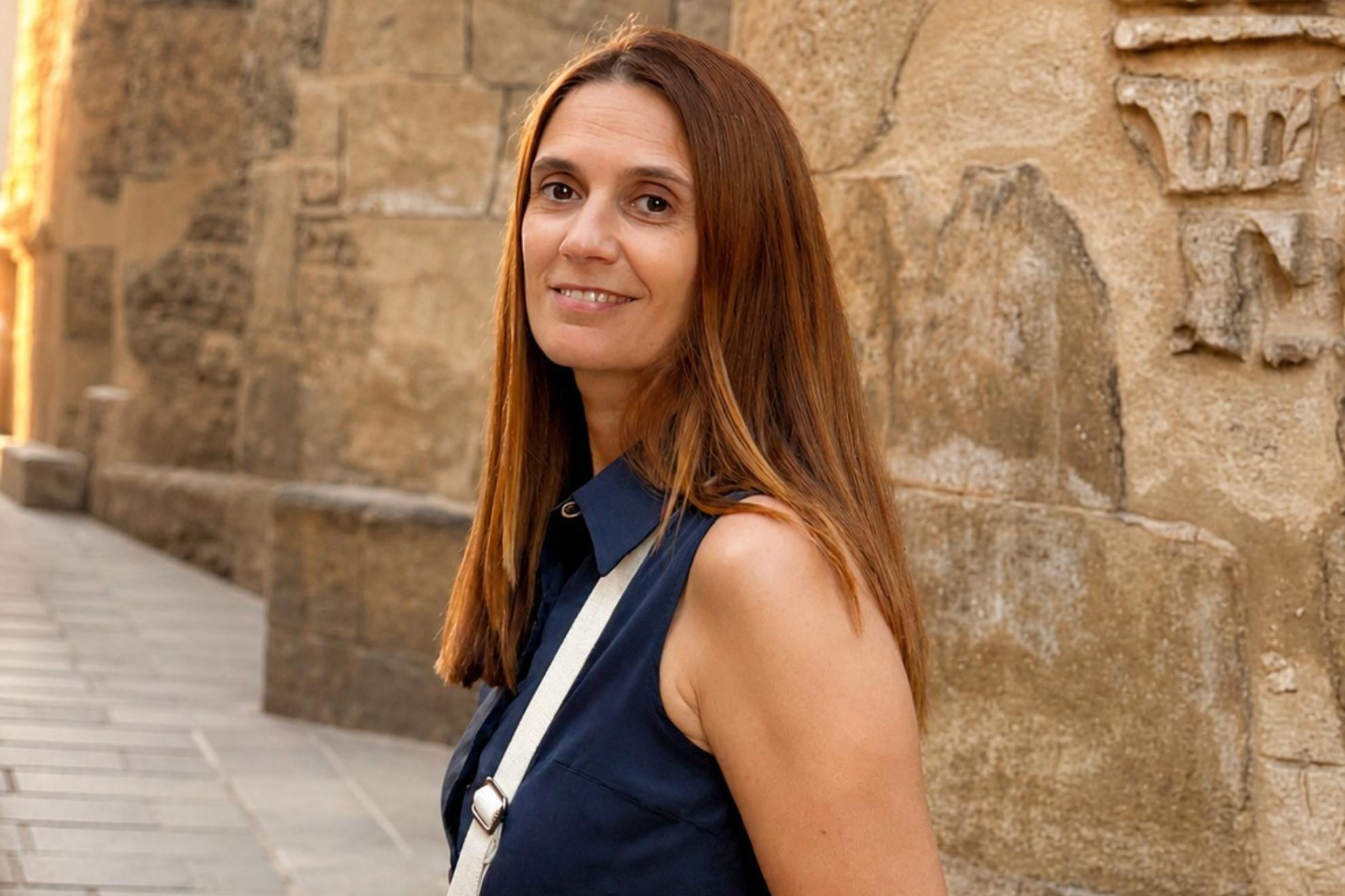 Sandra Ferrer, autora de la novela 'Isabel de Castilla'. LA ESFERA DE LOS LIBROS