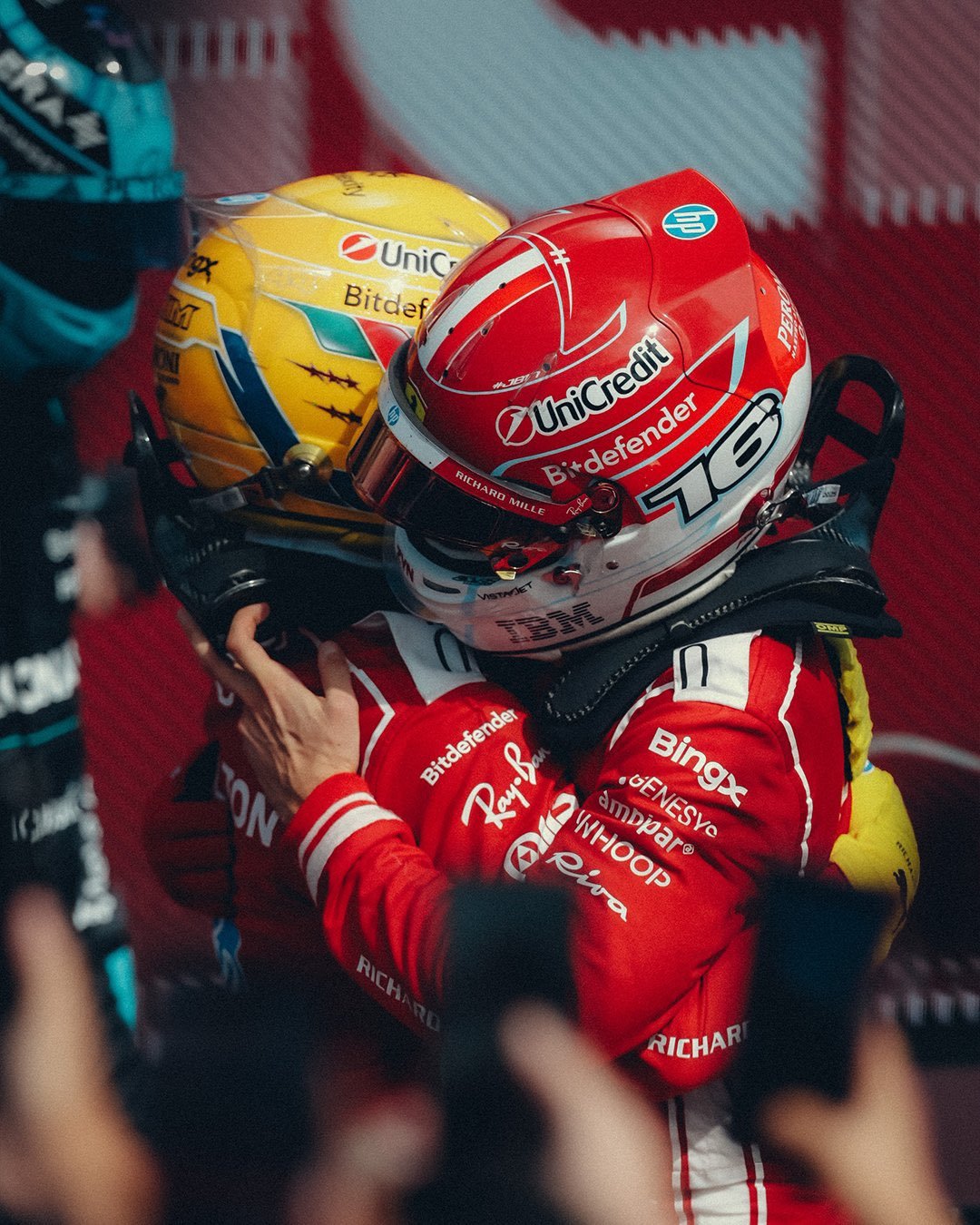 Charles Leclerc y Lewis Hamilton.