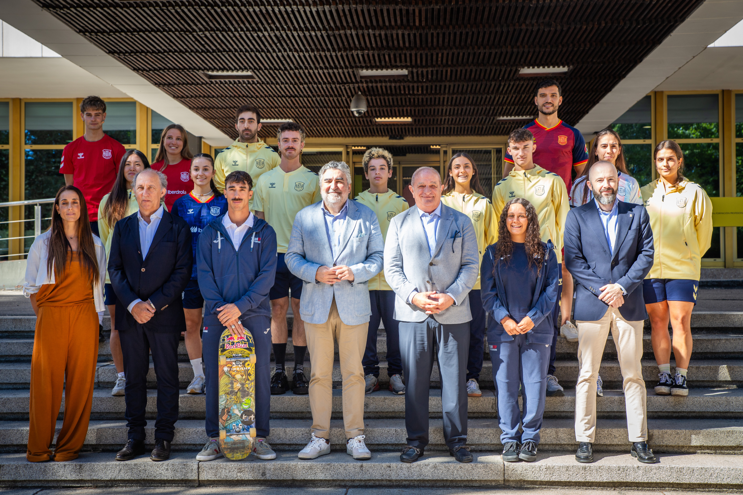 Recepción en el CSD antes de partir a Asunción para los World Skate Games.