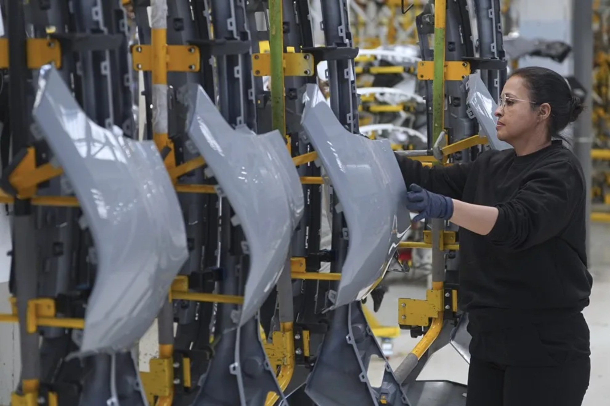 Empleados en una fabrica EFE