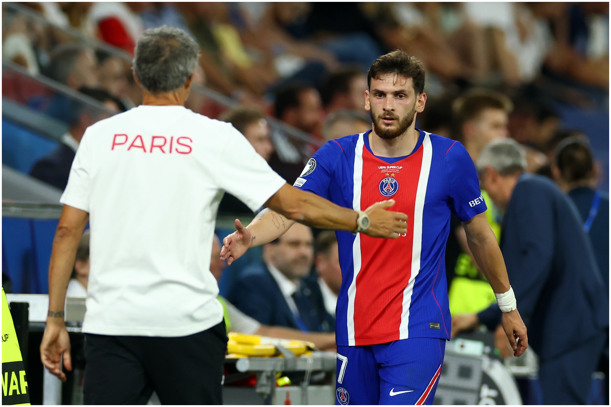 Kvaratskhelia con Luis Enrique esta temporada.