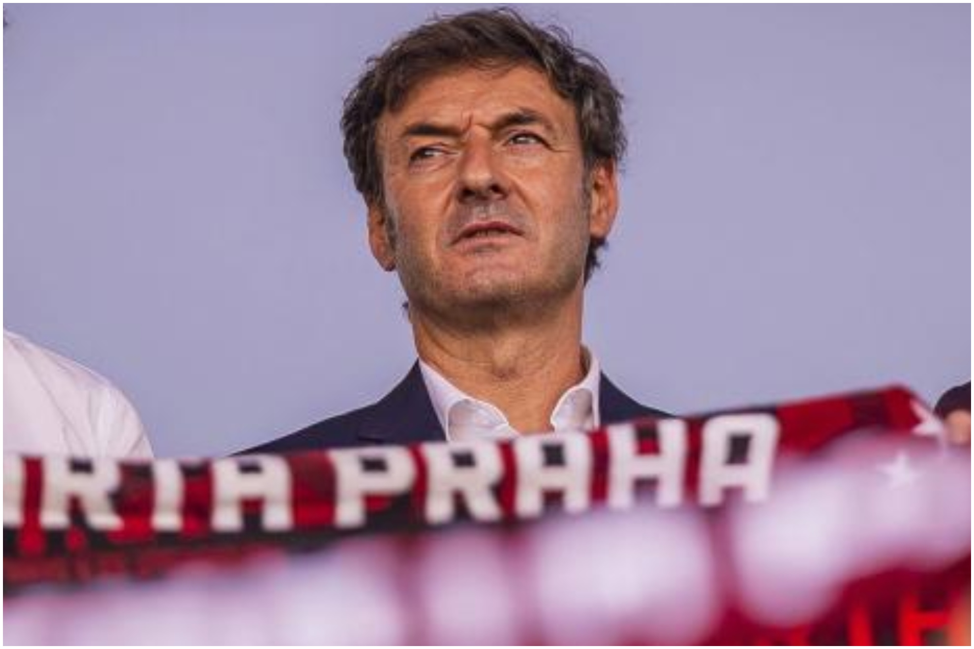 Santi Denia, en un partido entre el Sparta Praga y el FC Zlin. IMAGO