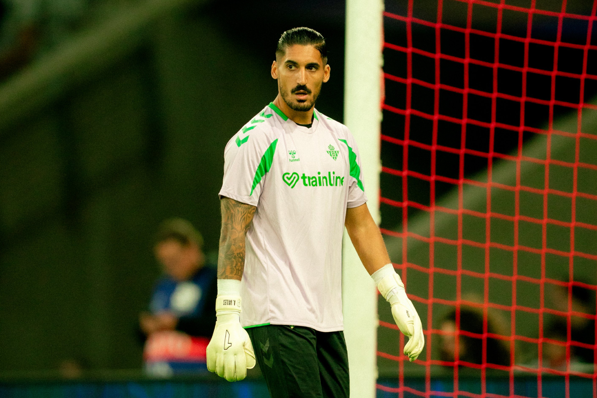 Álvaro Valles, antes de un partido REAL BETIS