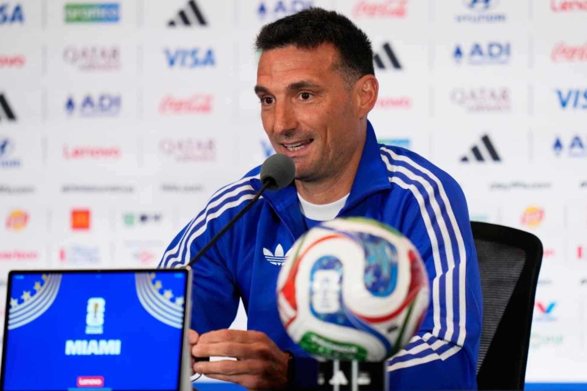 Lionel Scaloni, en una rueda de prensa en el pasado Mundial. LAPRESSE