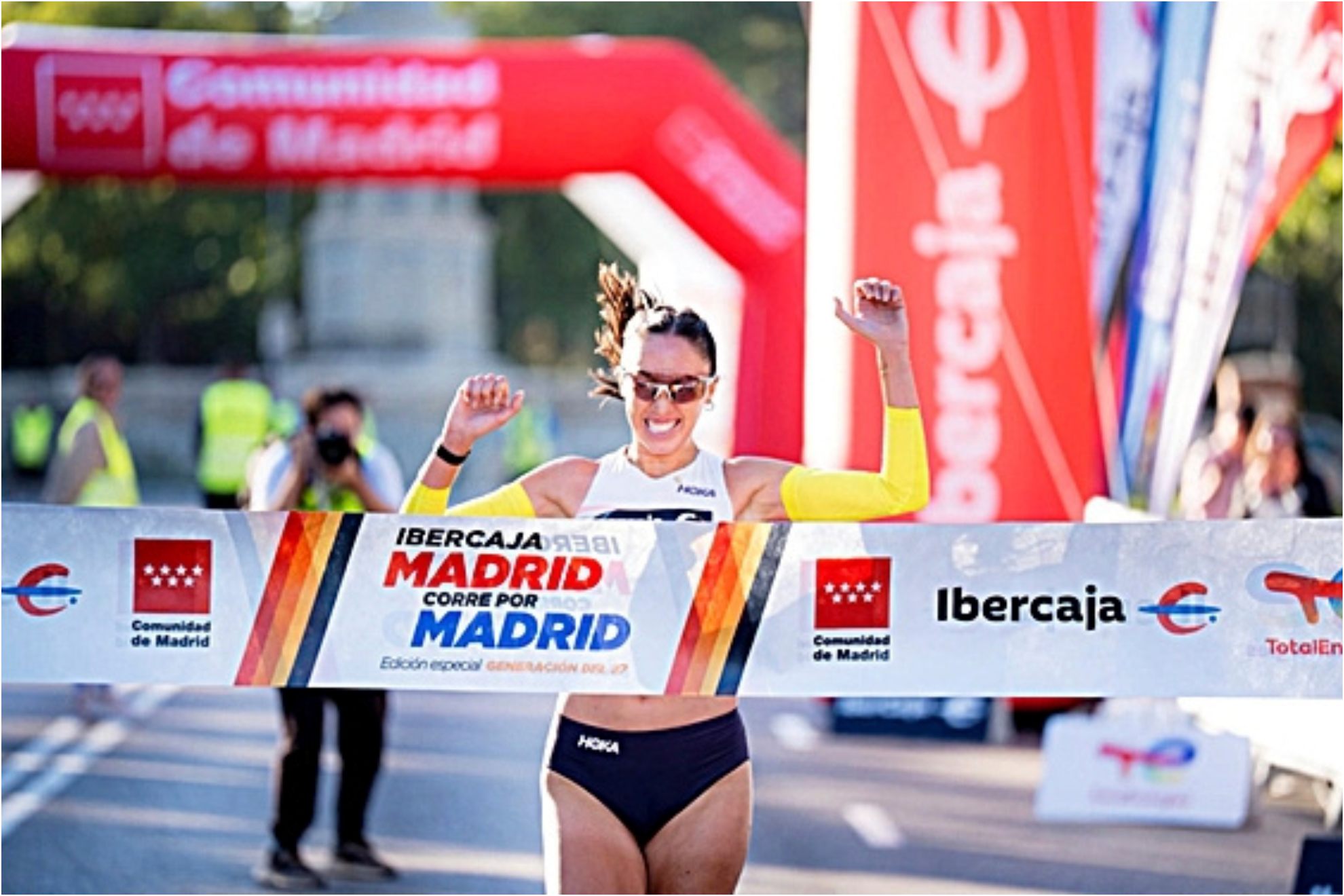 Lucía Rodríguez, cruzando la línea de meta de Madrid corre por Madrid UNIDAD EDITORIAL