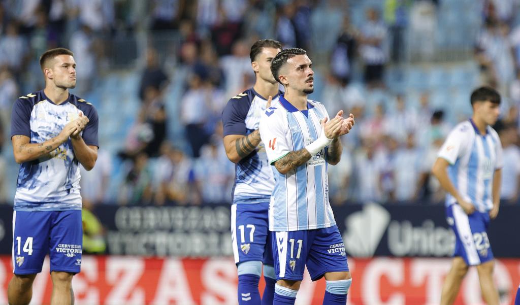 Los jugadores del Málaga, tras el último partido de LaLiga. MARILU BAEZ