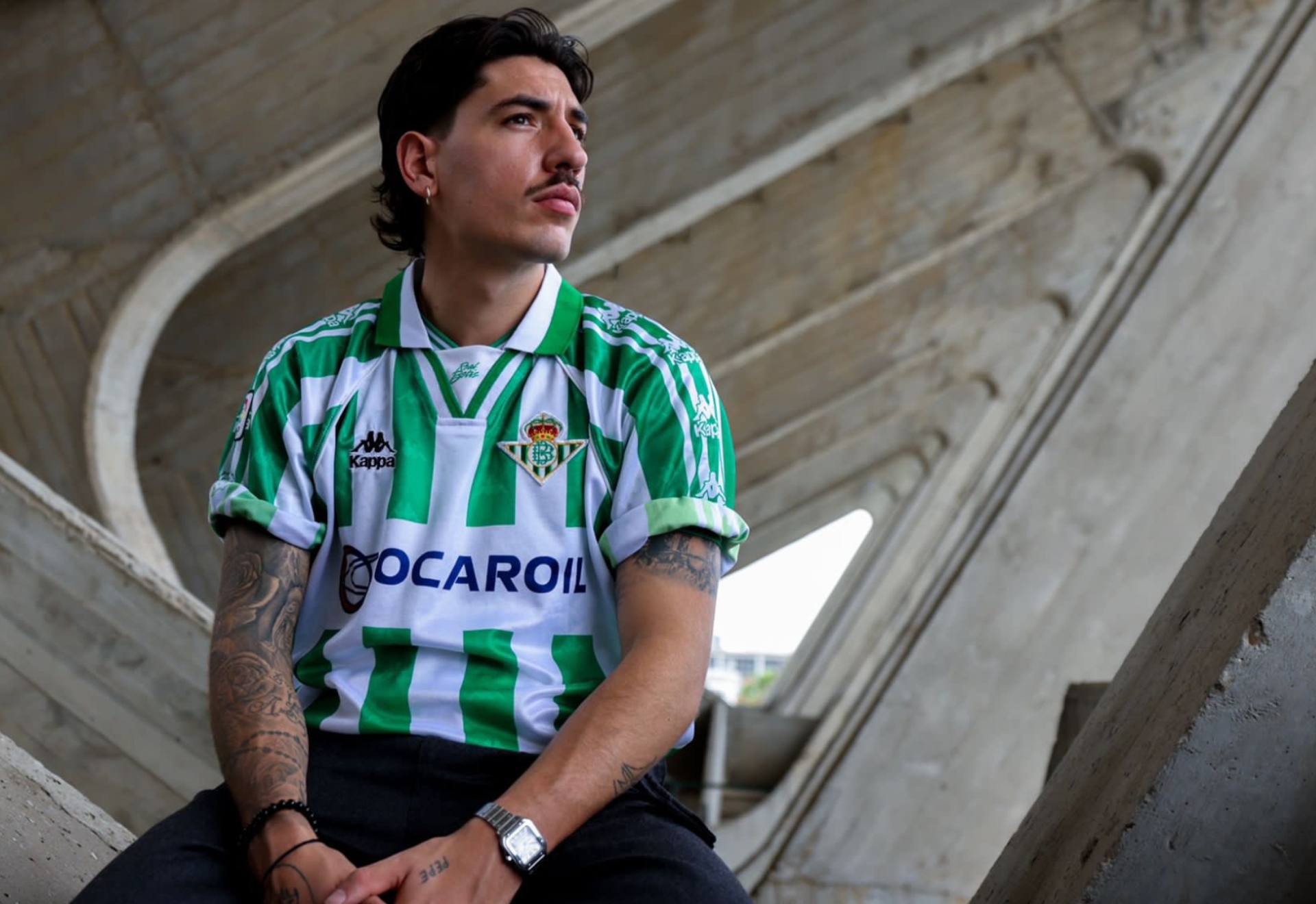 Héctor Bellerín, en la imagen con la camiseta del Real Betis, podría haber sido quien interpretara el papel que finalmente obtuvo Miguel Bernardeau