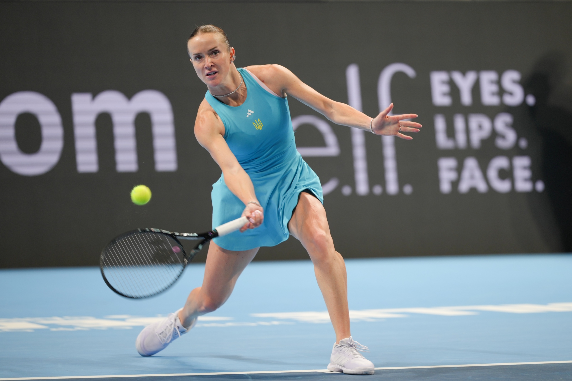 Svitolina intenta una dejada. AP