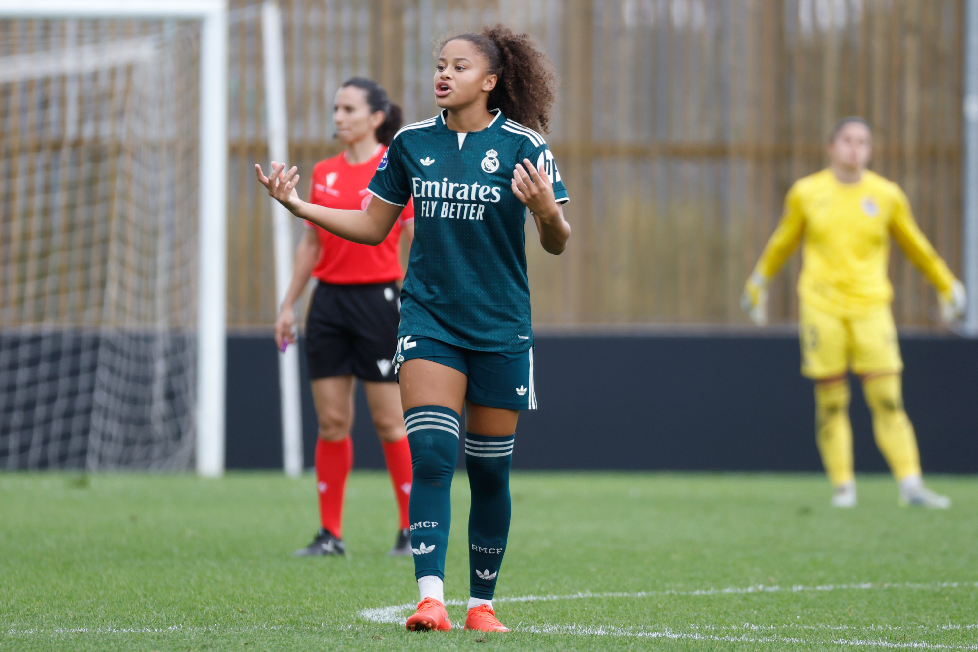 Felicia Schröder, durante el partido ante la Real Sociedad en Zubieta