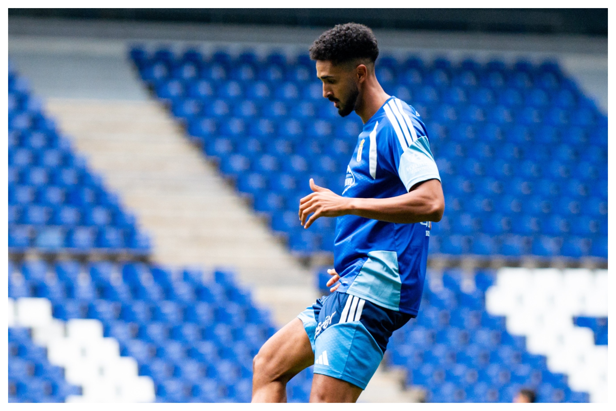 Chris Ramos, durante un entrenamiento en el Carlos Tartiere REAL OVIEDO