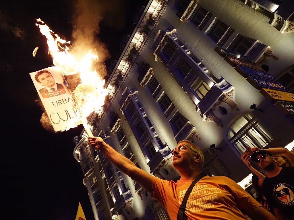 Protesta por la vivienda Aaron Heredia