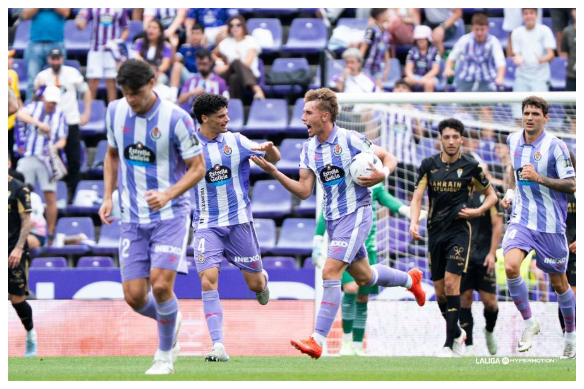 Arnu, protagonista de la remontada pucelana, celebra el primer gol