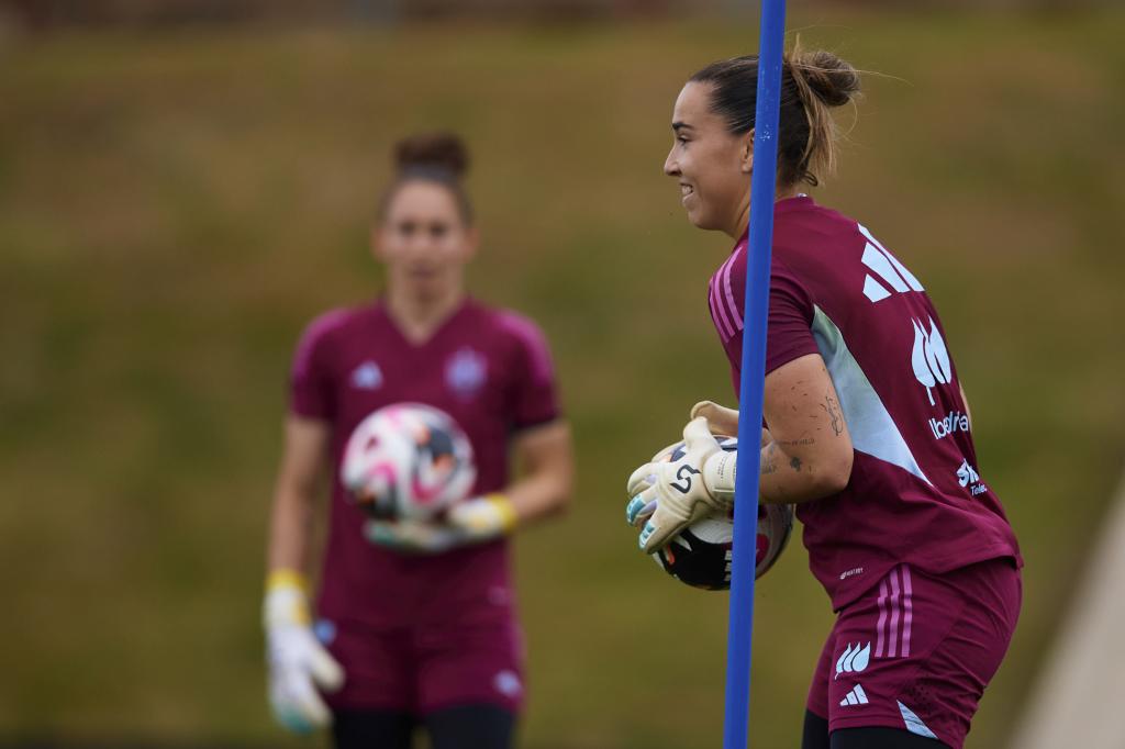 Cata Coll, durante un entrenamiento con la selección en Las Rozas