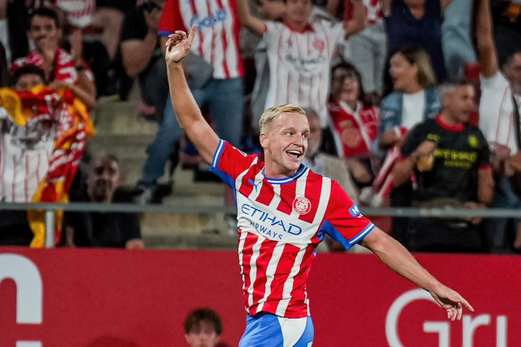 Van de Beek, celebrando su gol al Albacete. GIRONA FC