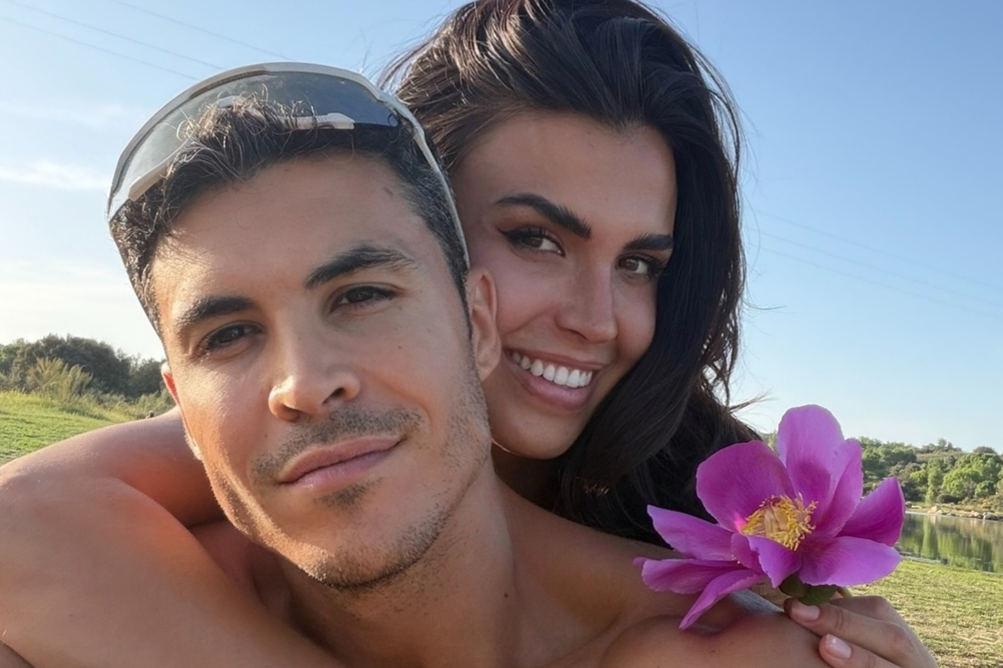 Sofía Suescun confiesa el motivo por el que no duerme con su novio, Kiko Jiménez Instagram: @sofiasuescun y @kikojimenez