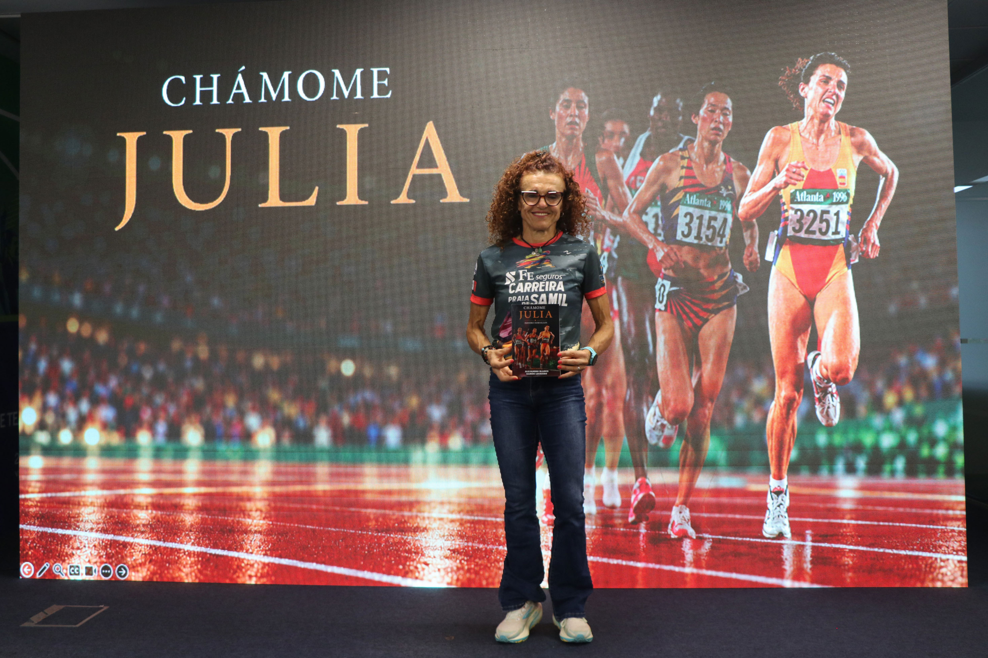 Julia Vaquero durante la presentación de su libro en la sede de la RFEA. RFEA