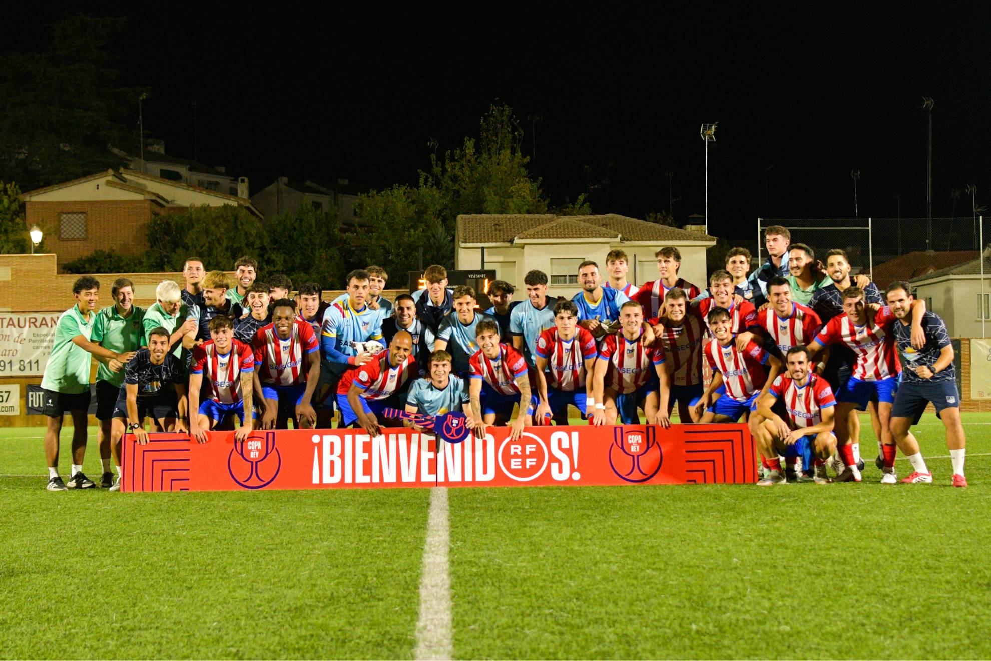 Fiesta en el Mariano González con la clasificación copera del Navalcarnero