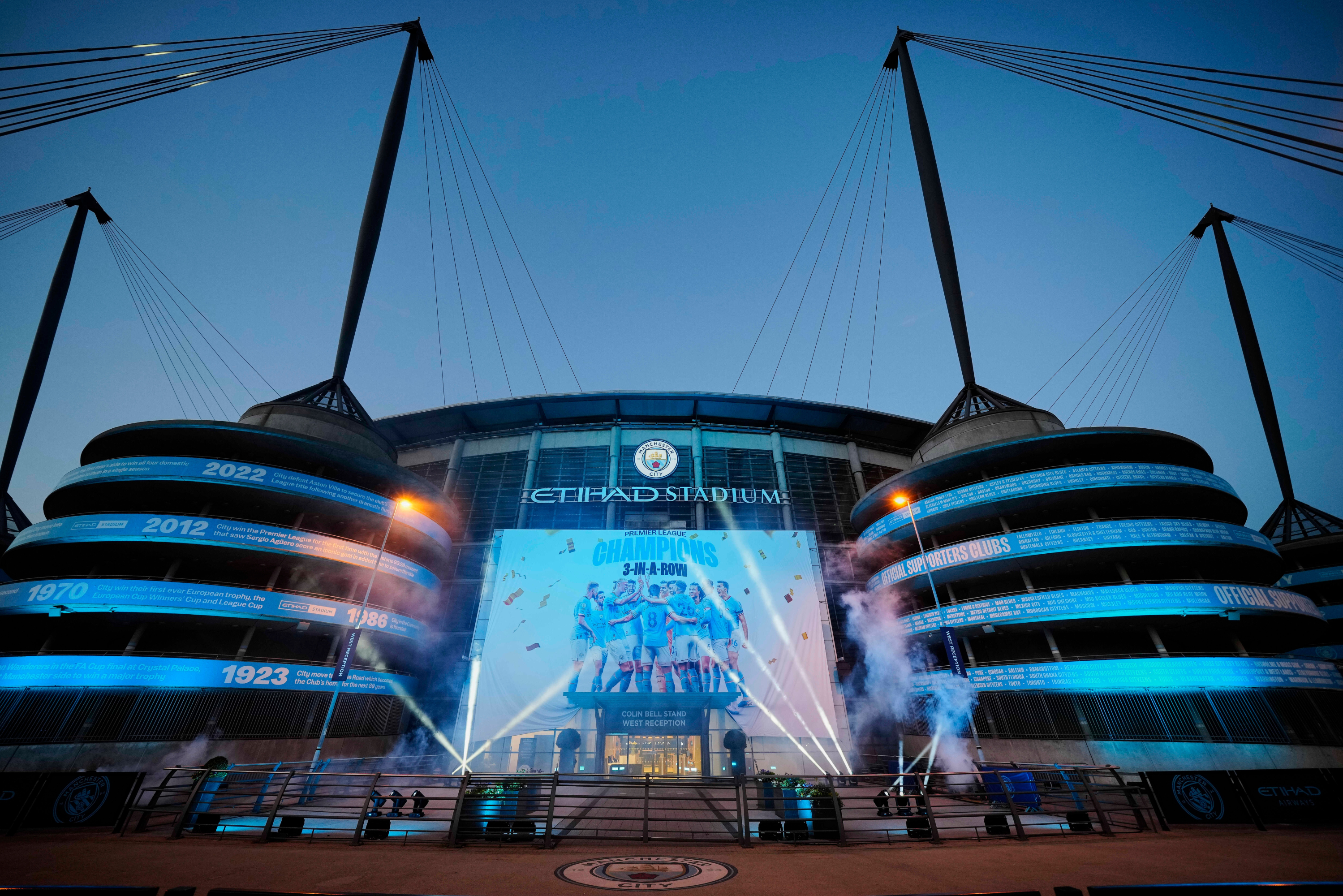 Vista exterior del Etihad Estadium de Manchester Jon Super