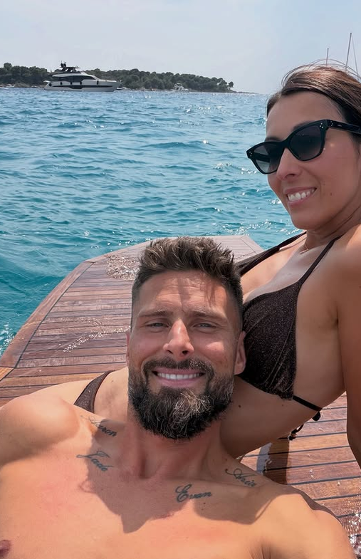 El gran traspaso de Giroud que se cayó por la presión de su mujer: "Si me llevas a otro país te mato"