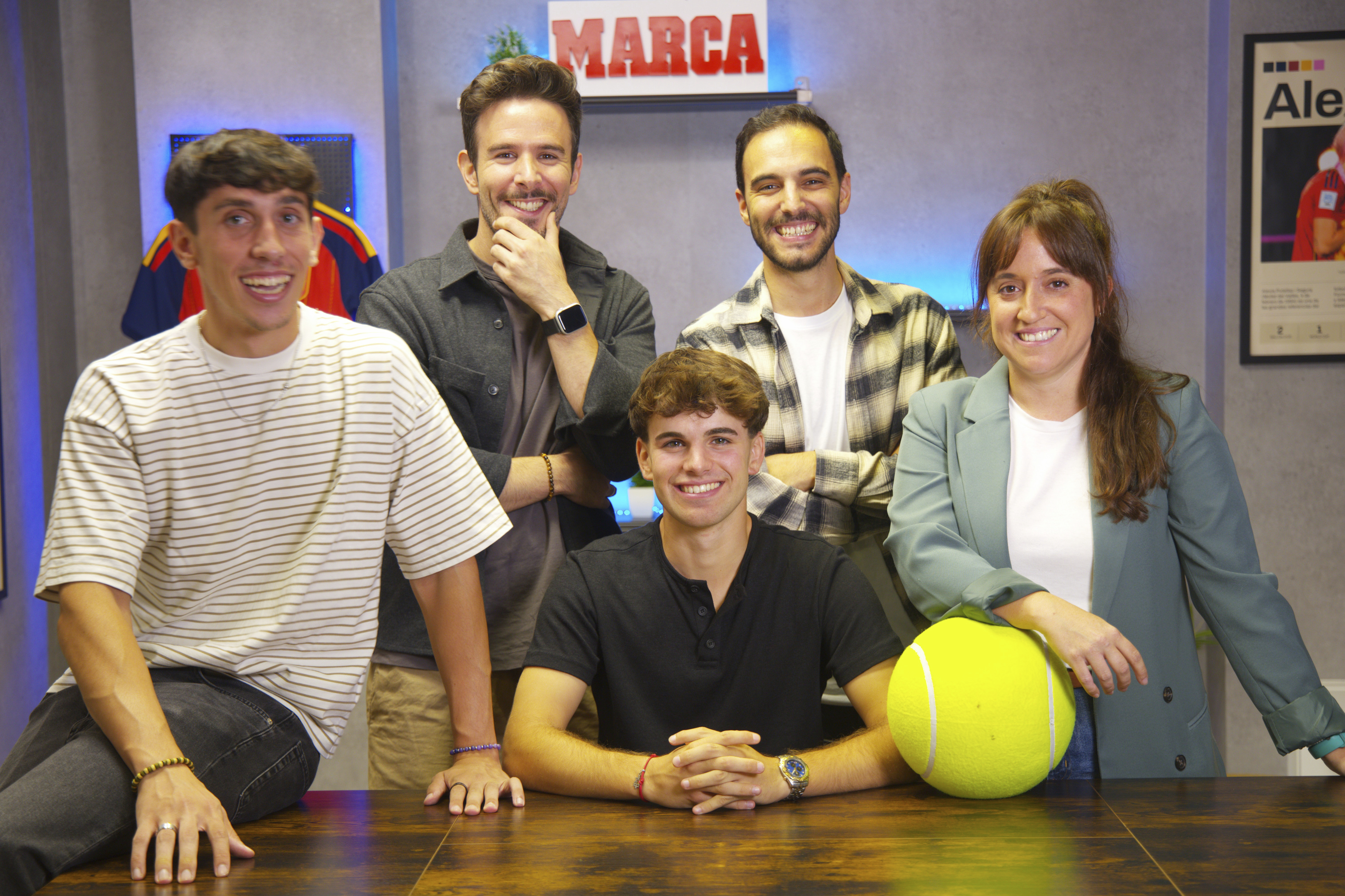 Adrián Illescas, Alberto Bote, Rodrigo Vázquez, Jesús Mata y Mónica Montes.
