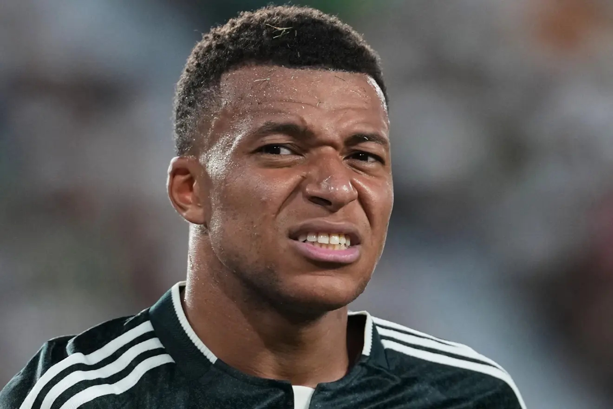 "Mbappé es muy torpe, sabe cómo cabrear a la afición del Real Madrid"