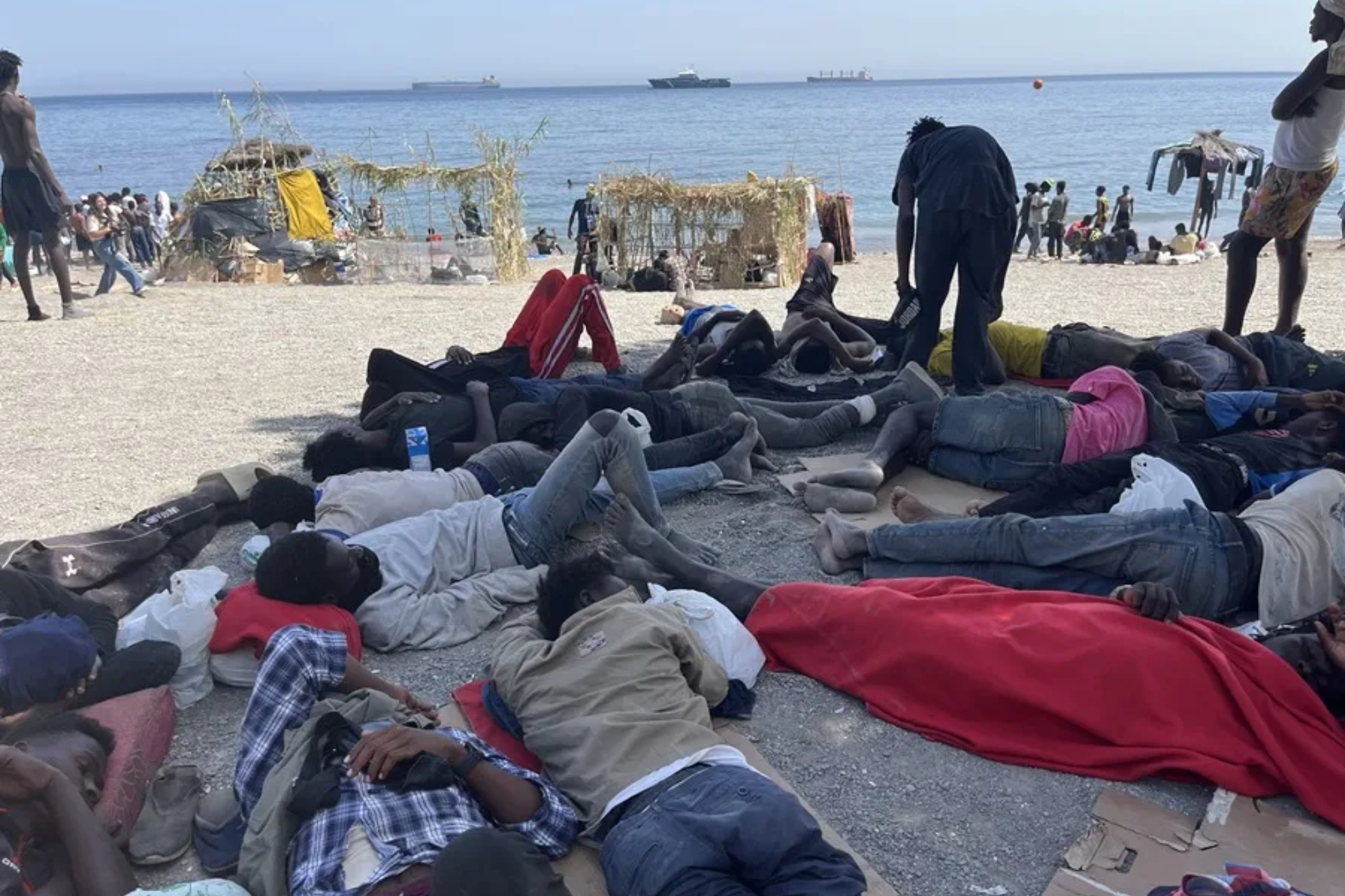 Ceuta detecta contaminación en las aguas de la playa del Trampolín EFE