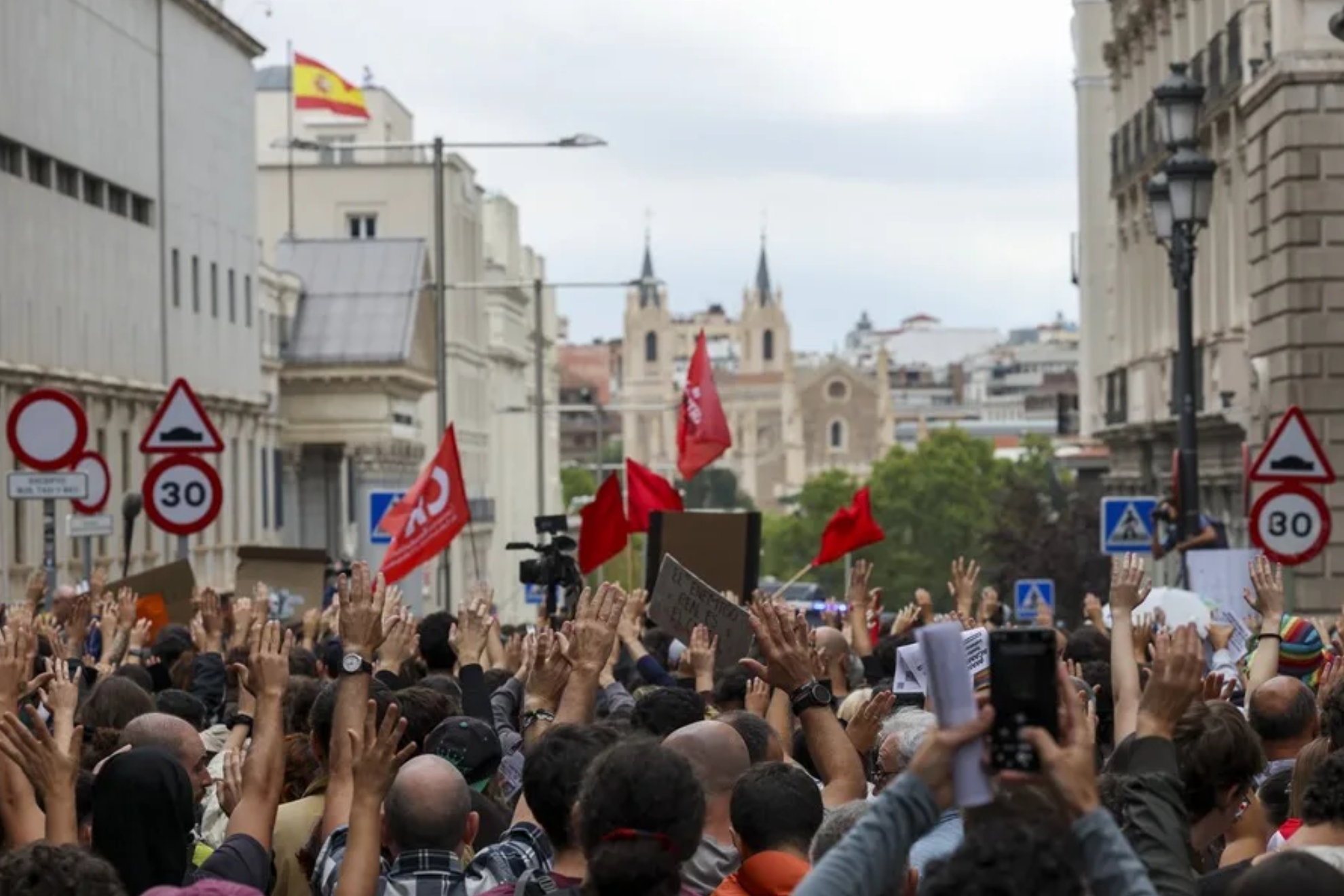 El Sindicato de Inquilinas redobla la presión este fin de semana con marchas en 50 ciudades y el objetivo puesto en la huelga general EFE