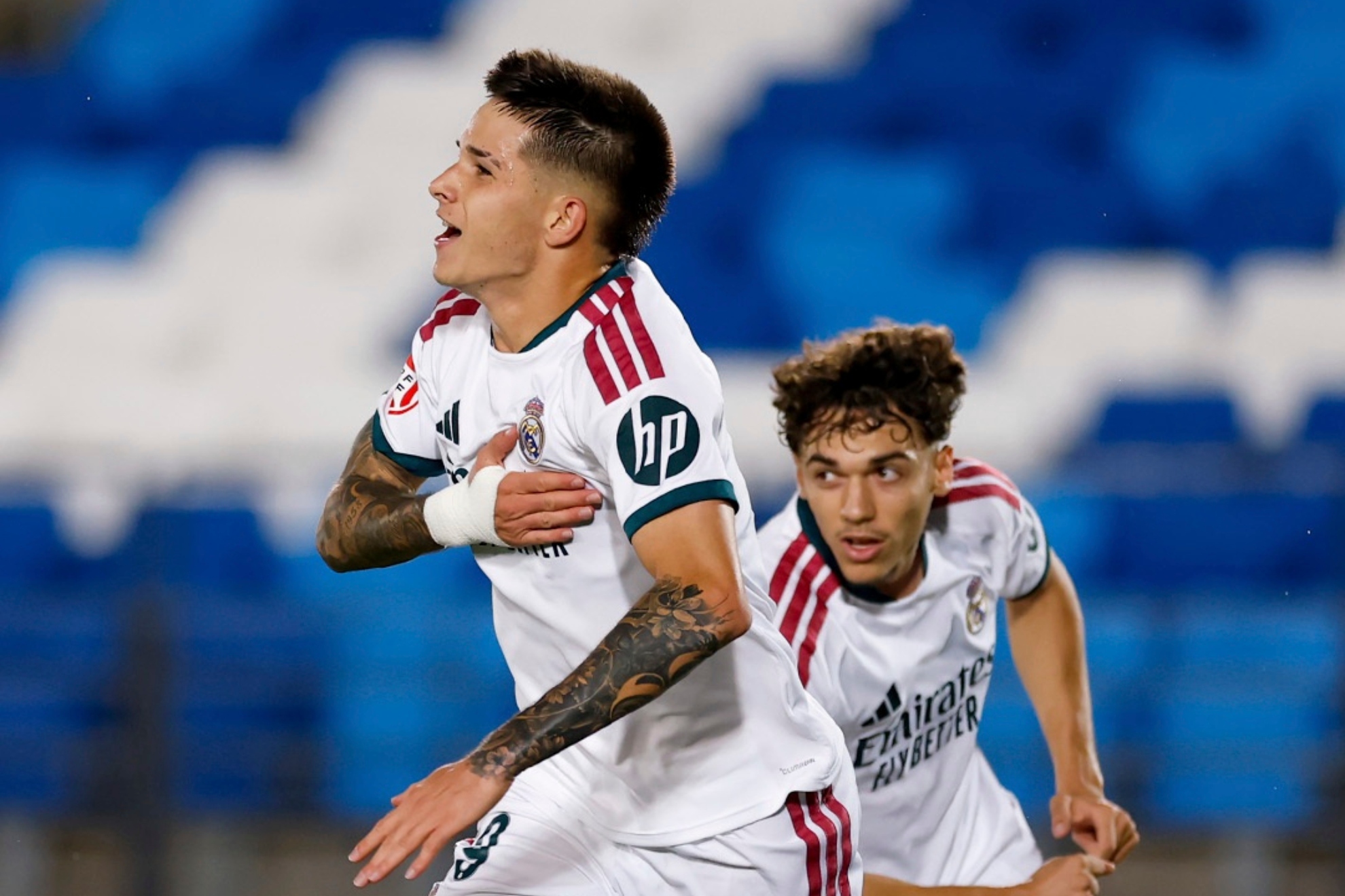 Carvajal celebra el primer gol del Castilla en el derbi. REALMADRID.COM