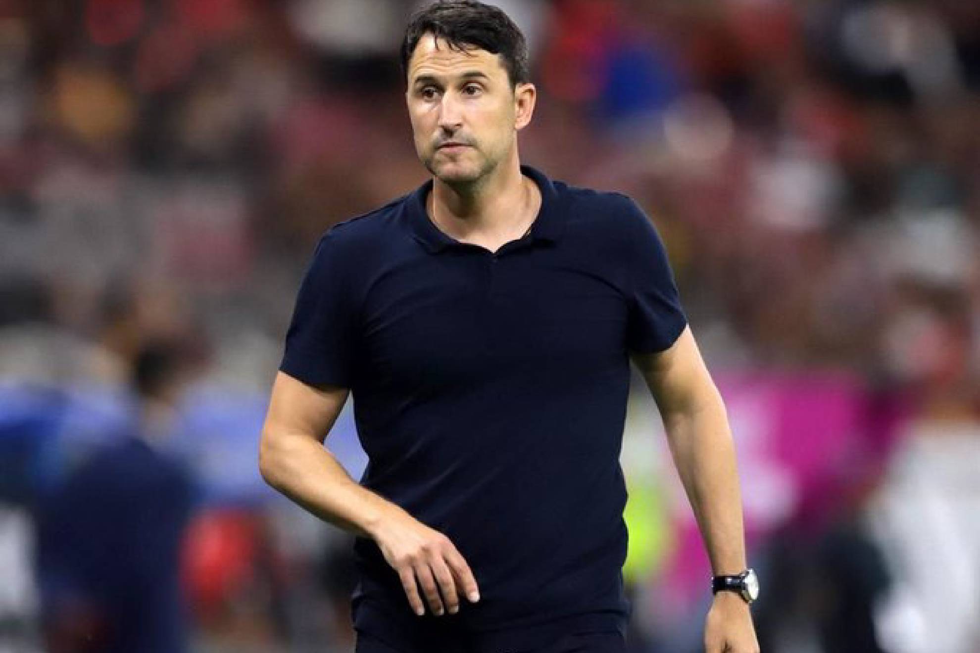 Beñat San José atendió a los medios tras el partido ante el Cagliari