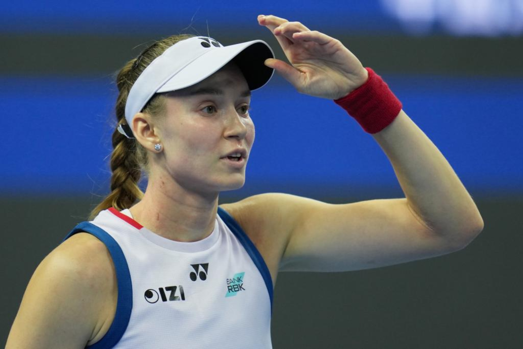 Elena Rybakina durante su partido en el WTA 1000 de Pekín. LAPRESSE