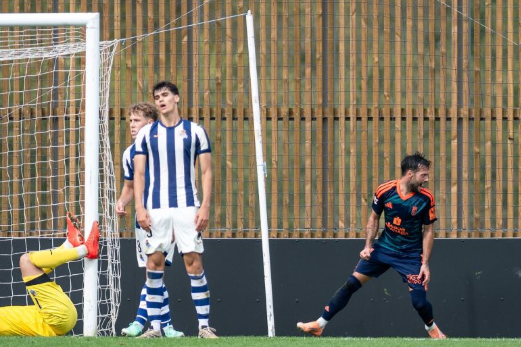 Arnaiz, celebrando su segundo gol al Sanse, el del empate. LALIGA