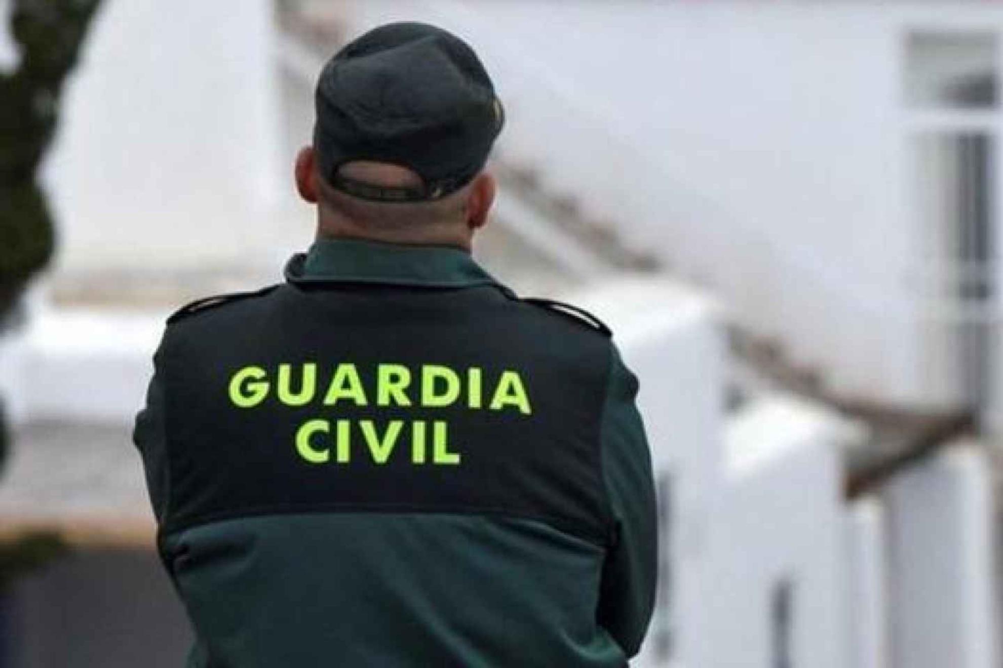 Imagen de recurso de un agente de la Guardia Civil. EFE