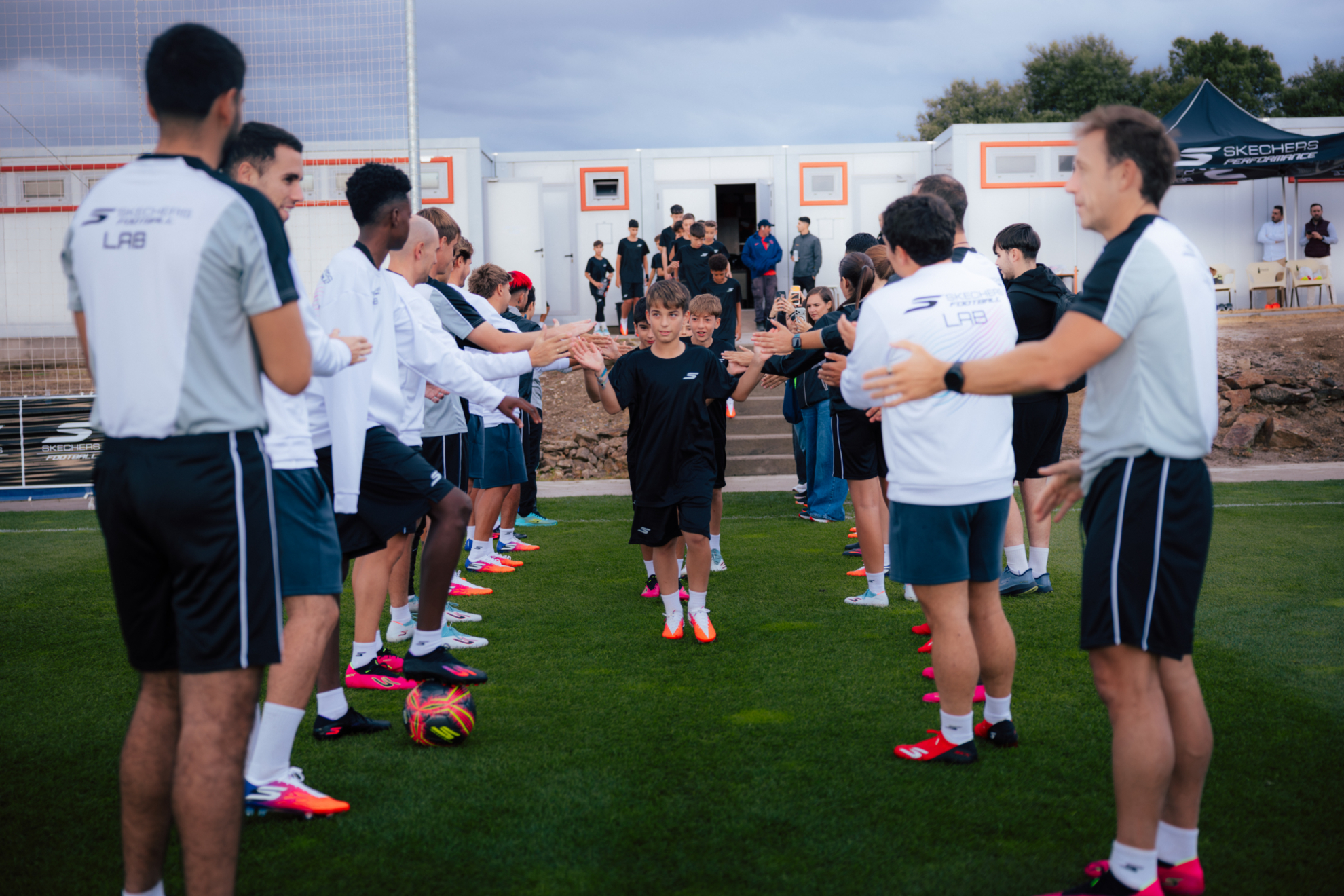 El sueño de ser futbolista se hace realidad con Skechers