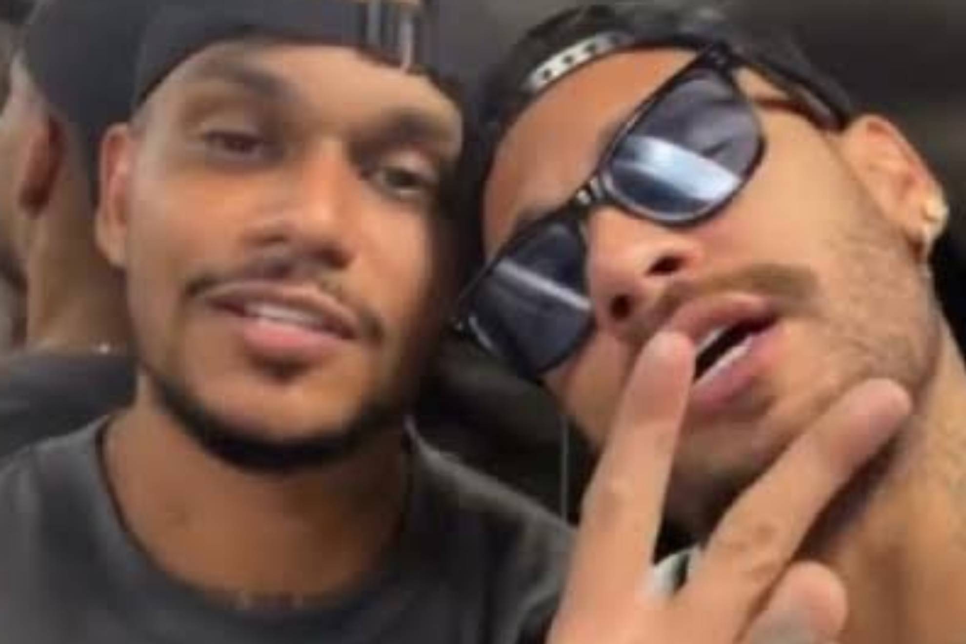 Neymar Jr hace un guiño a Flávio Bolsonaro al votar en Brasil Instagram