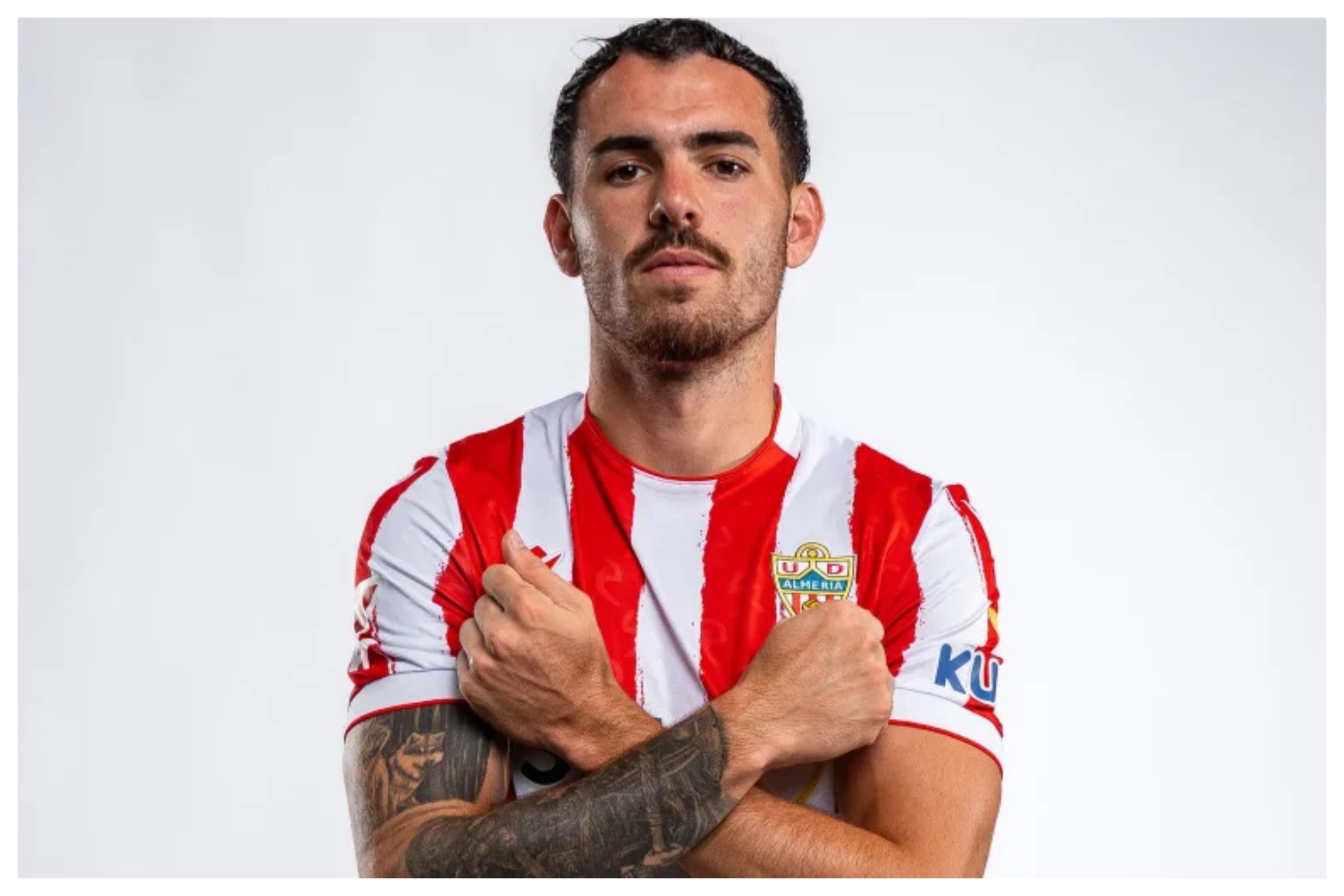 Álex Sola, lateral de la UD Almería ©aleexsolaa