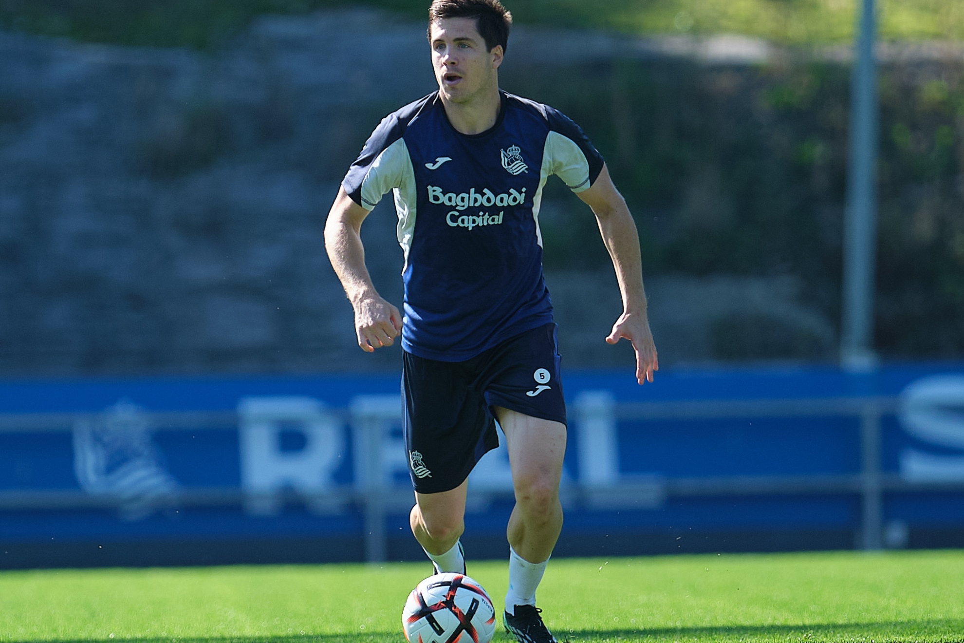 Igor Zubeldia, durante un entrenamiento con la Real en Zubieta. REAL SOCIEDAD