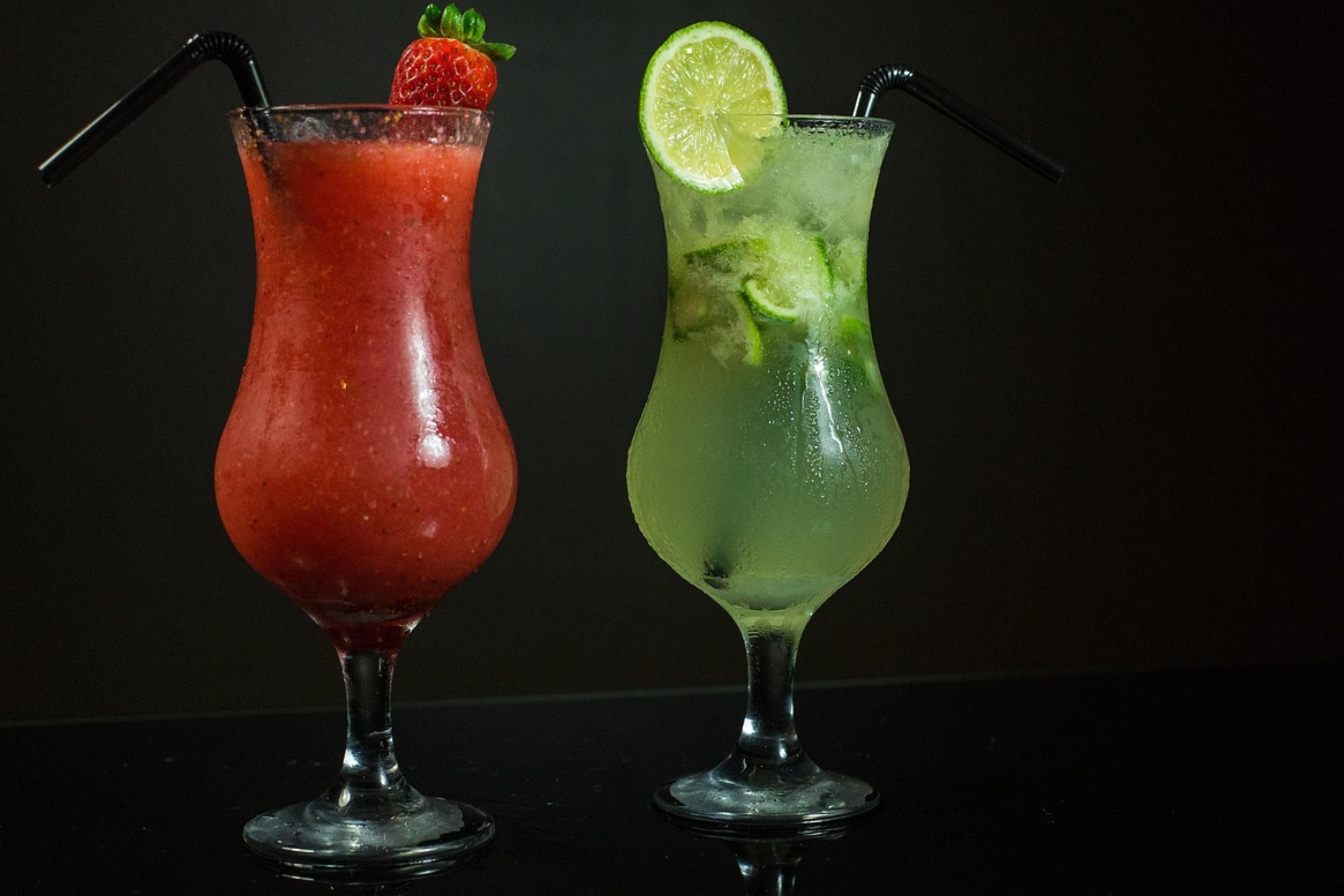Imagen de recurso de dos refrescos. Pixabay.