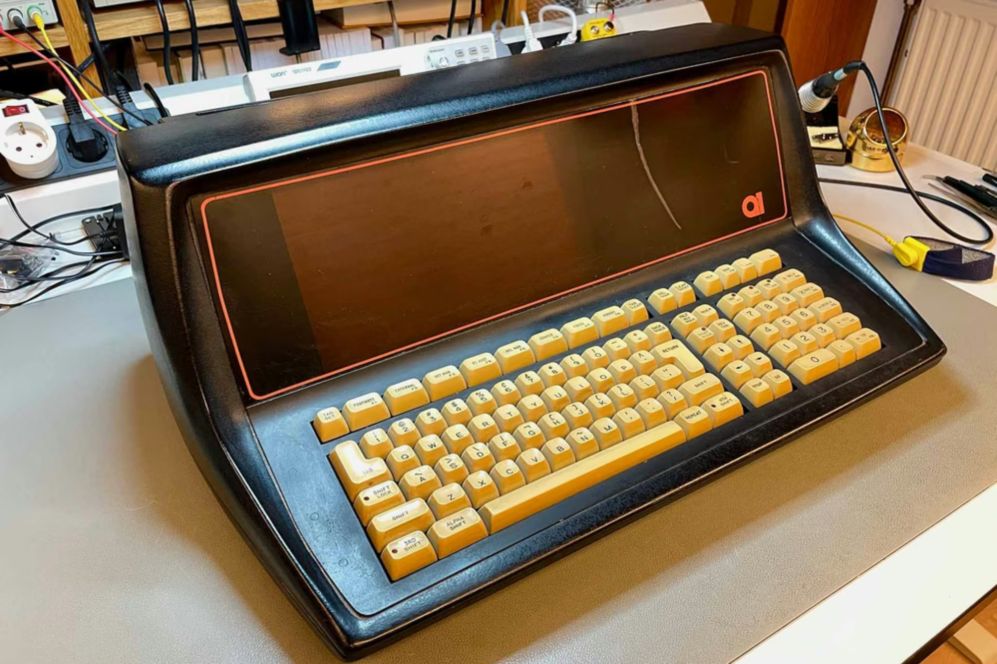 Modelo de microordenador Q1