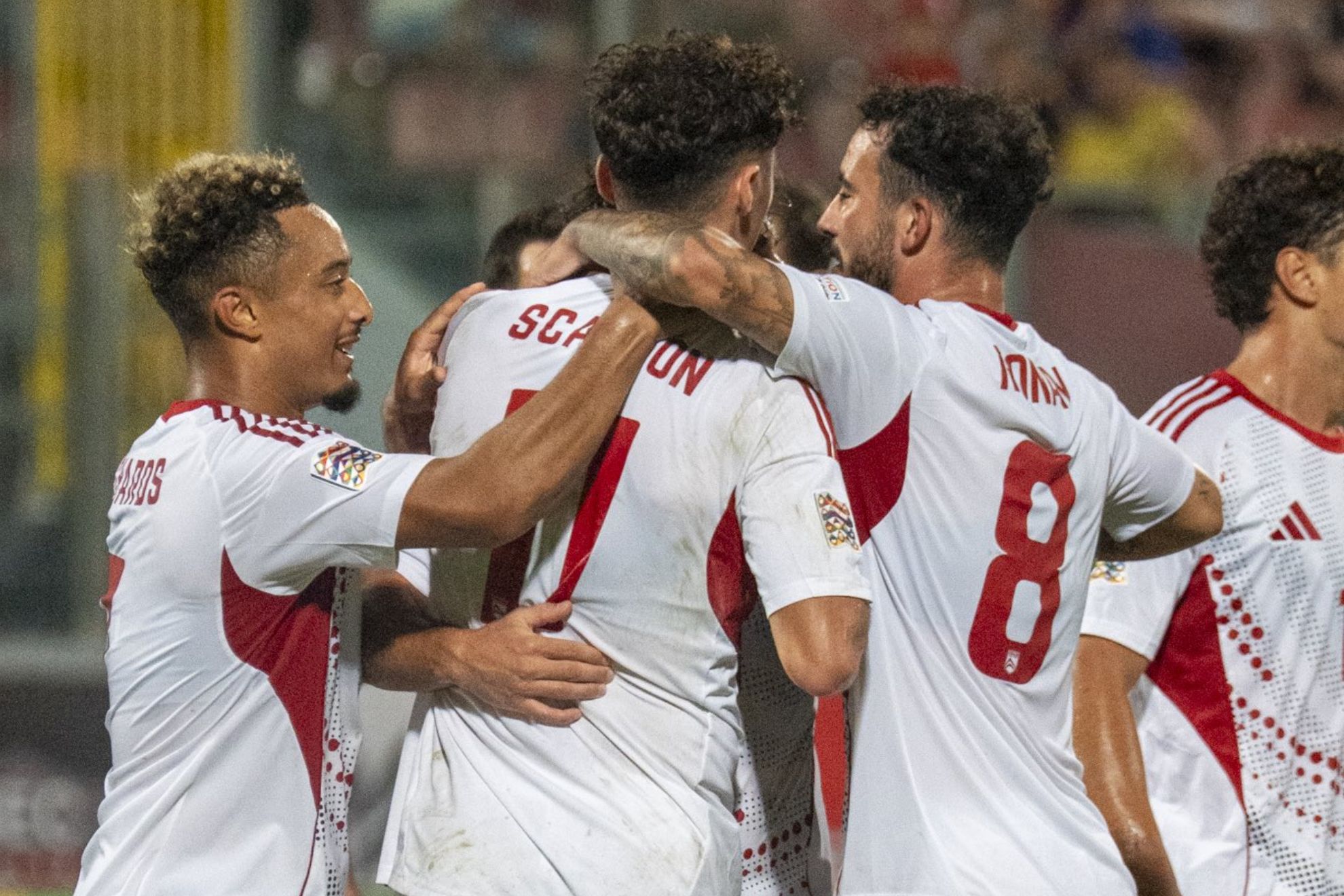 Los jugadores de Gibraltar celebran un gol @GibraltarFA