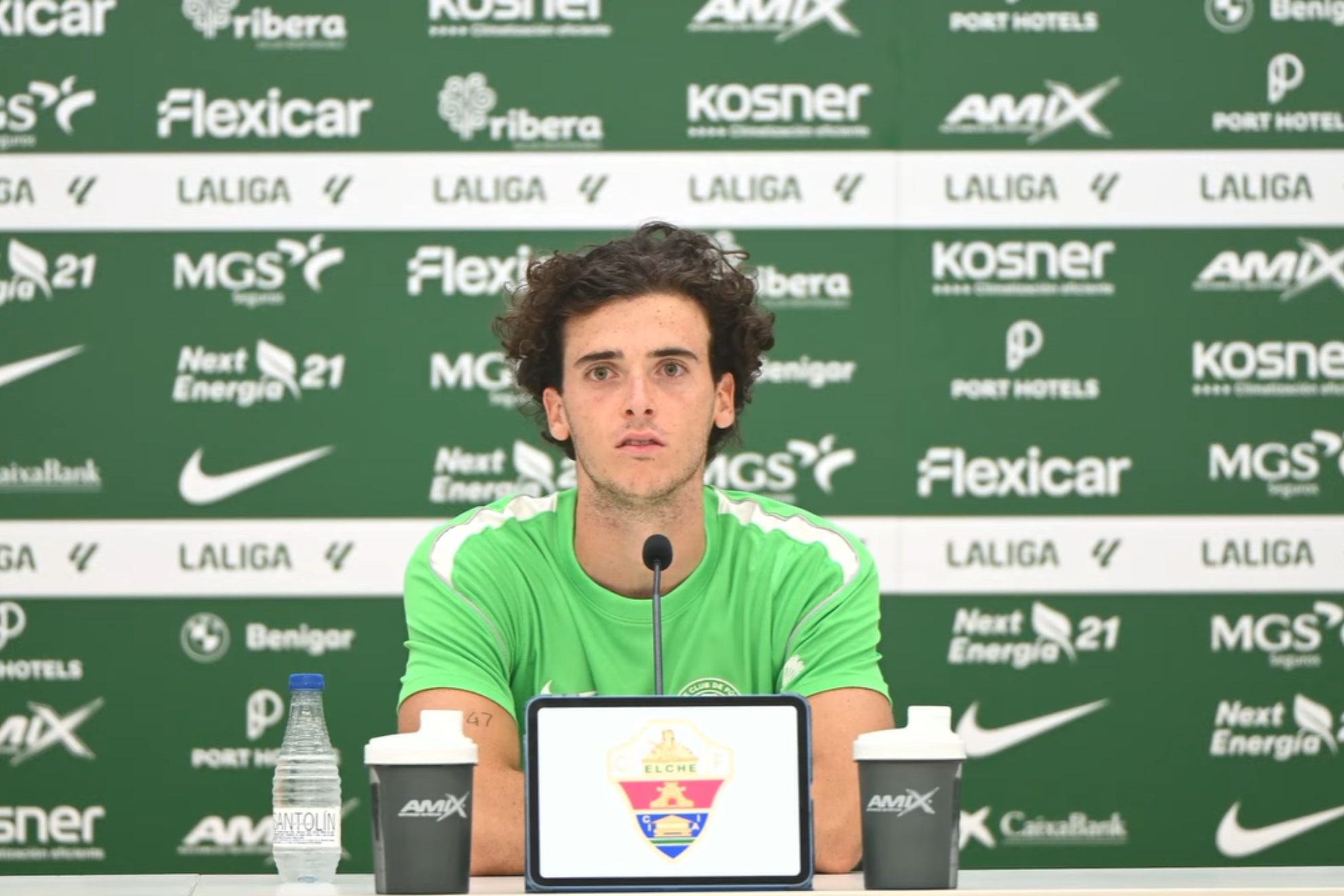 Javi Morcillo, durante su comparecencia ante los medios.