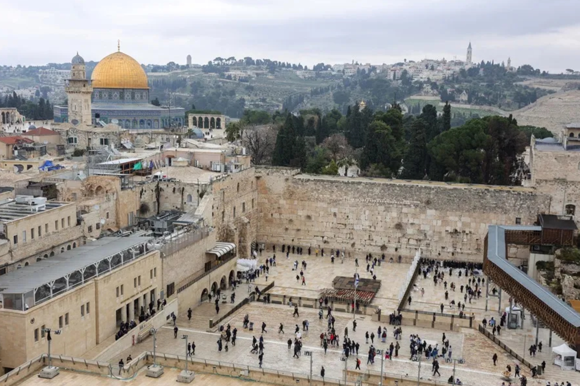 Imputan a un joven de 19 años por escupir a una iglesia en la Ciudad Vieja de Jerusalén EFE