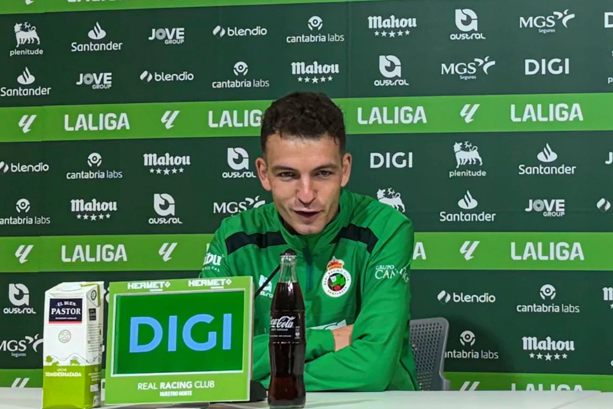 Iñigo Vicente, en rueda de prensa. Alfonso Arce
