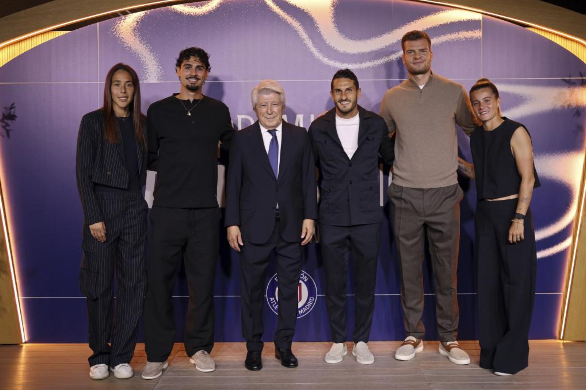 Enrique Cerezo encabezó la delegación rojiblanca.