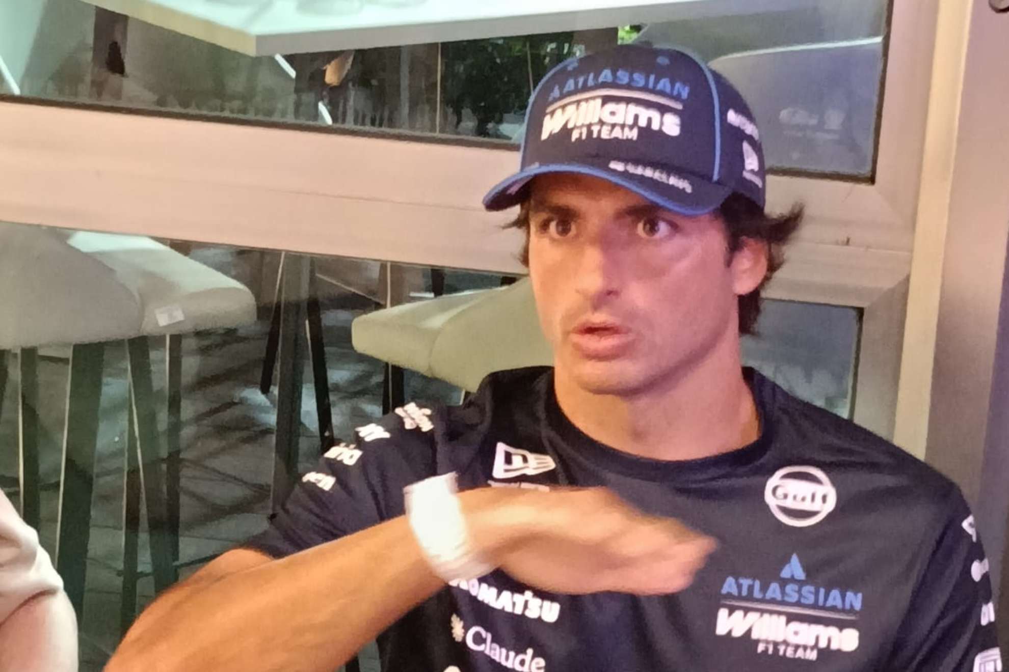 Carlos Sainz, en el 'hospitality' de Williams en Singapur. RV RACING PRESS