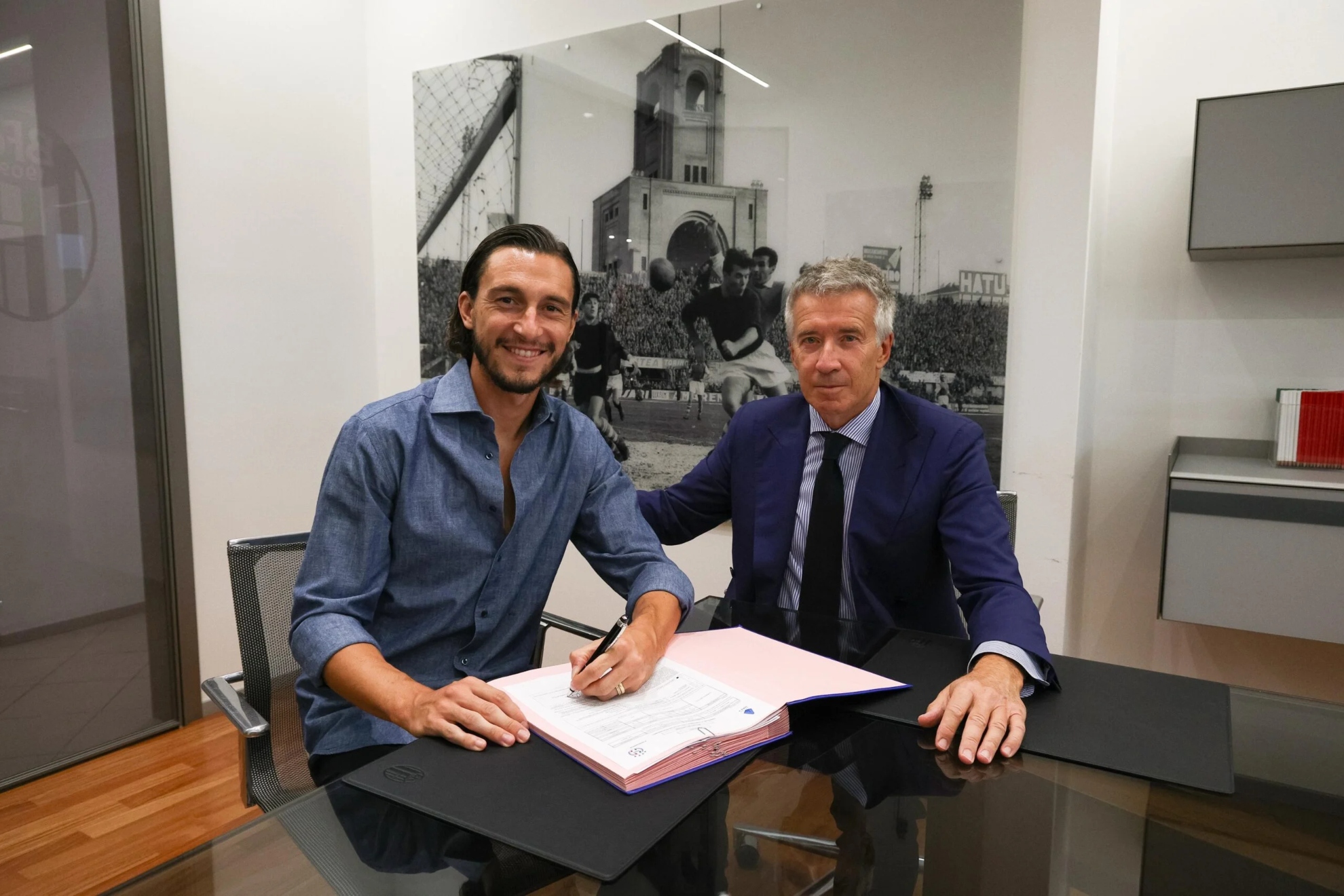 Matteo Darmian ficha por el Bolonia.